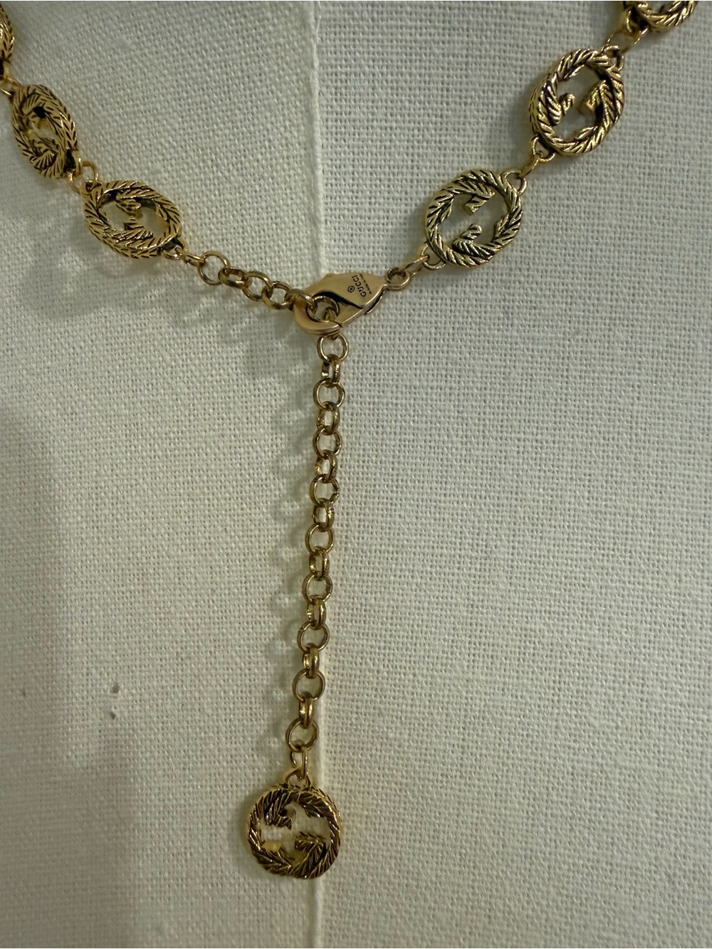 Authentic vintage Gucci Gold Coin-Link Necklace - Shiny Gold - Picture 4 of 5